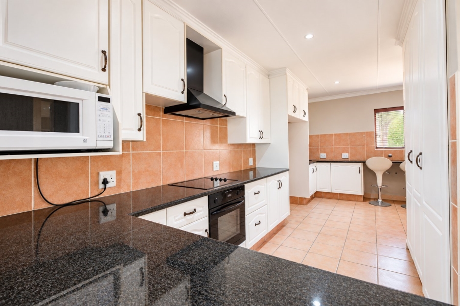 3 Bedroom Property for Sale in Lonehill Gauteng