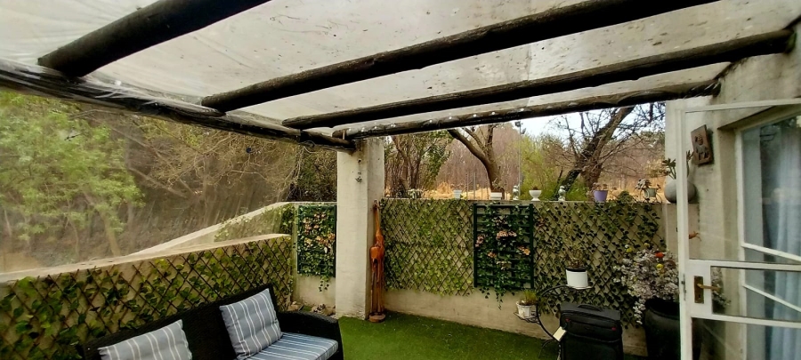 To Let 1 Bedroom Property for Rent in Edenvale Central Gauteng