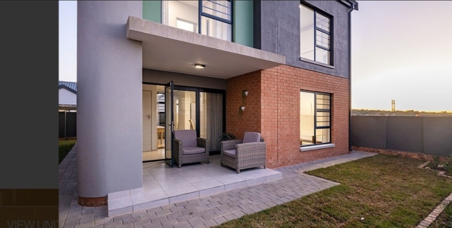 3 Bedroom Property for Sale in Amberfield Gauteng