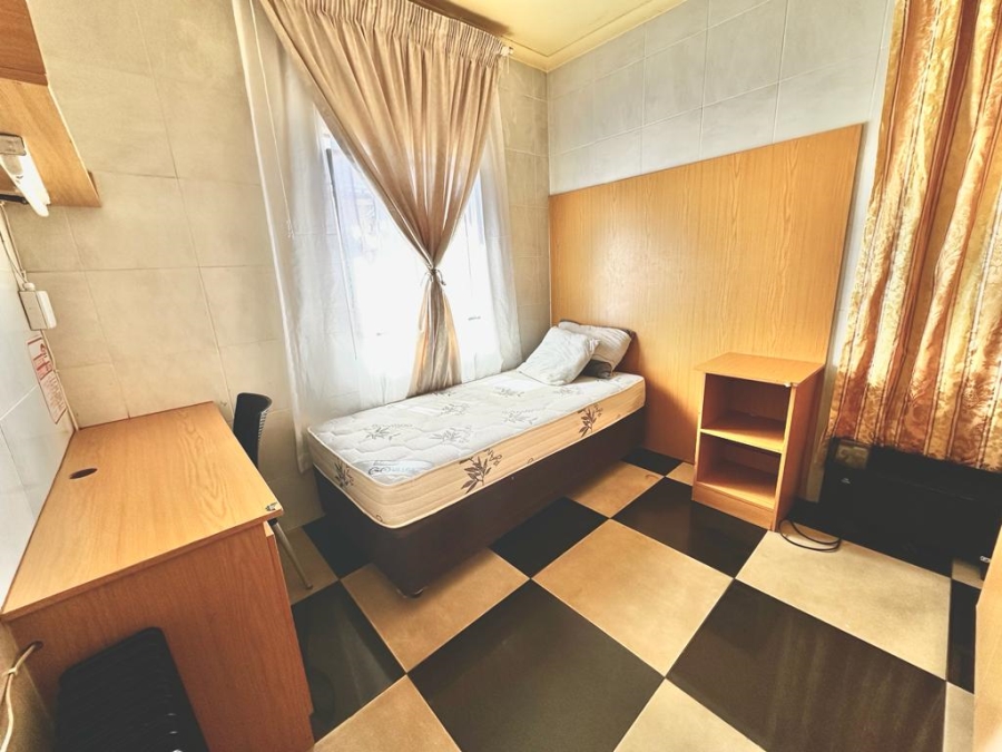 9 Bedroom Property for Sale in Diepkloof Gauteng