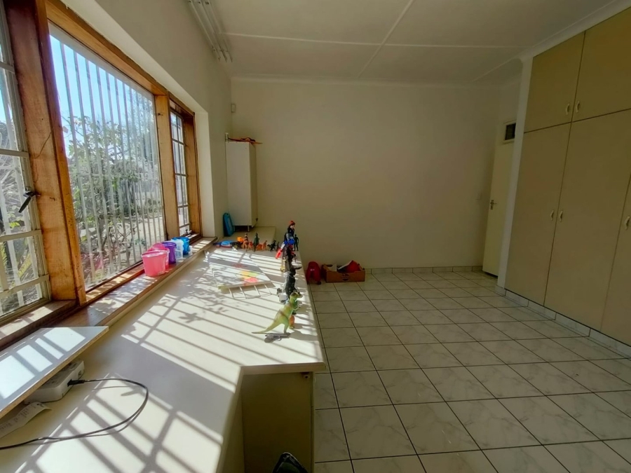 To Let 4 Bedroom Property for Rent in Parkdene Gauteng
