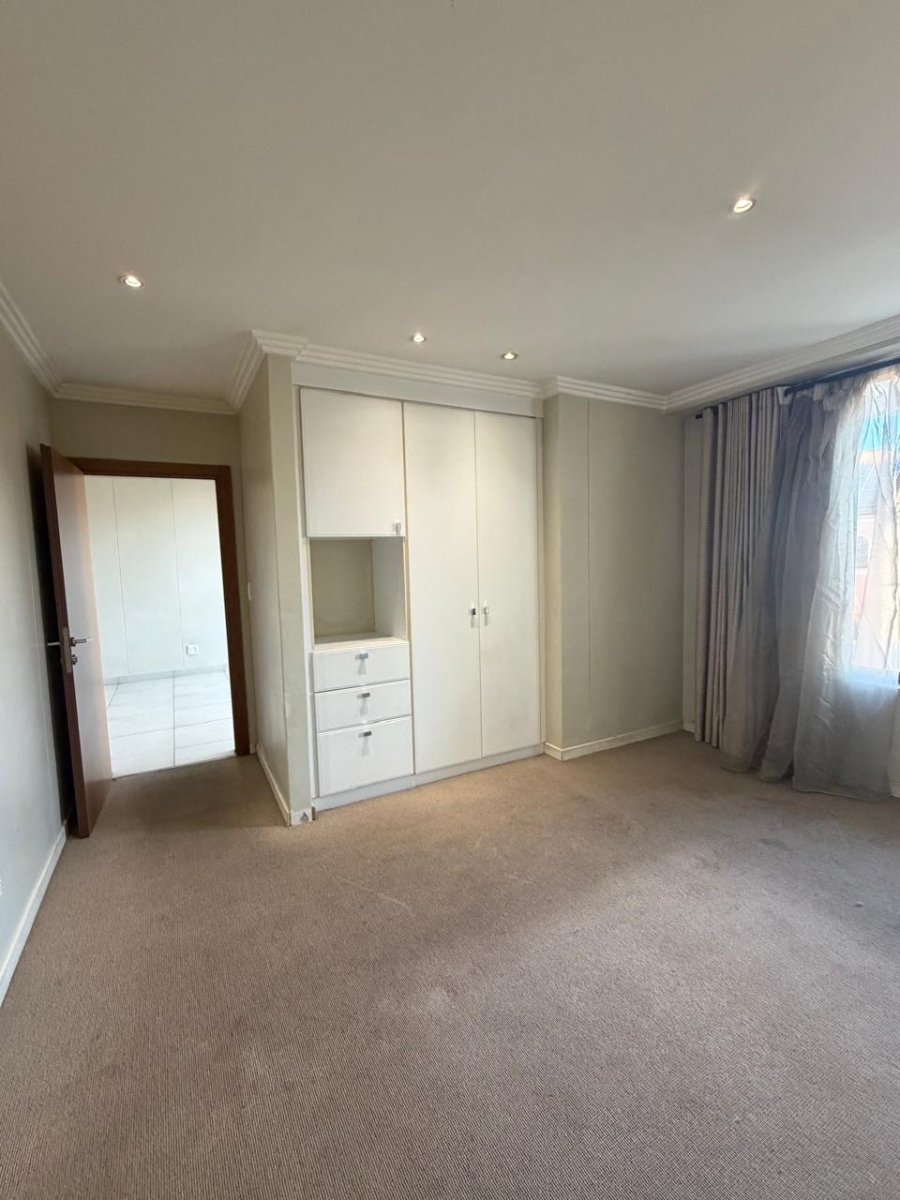 To Let 2 Bedroom Property for Rent in Bedford Gardens Gauteng