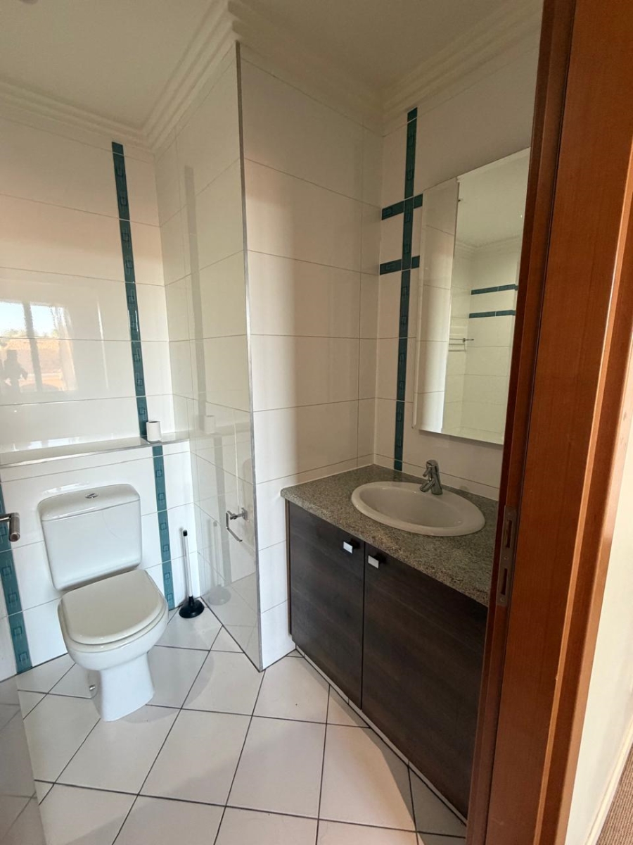 To Let 2 Bedroom Property for Rent in Bedford Gardens Gauteng