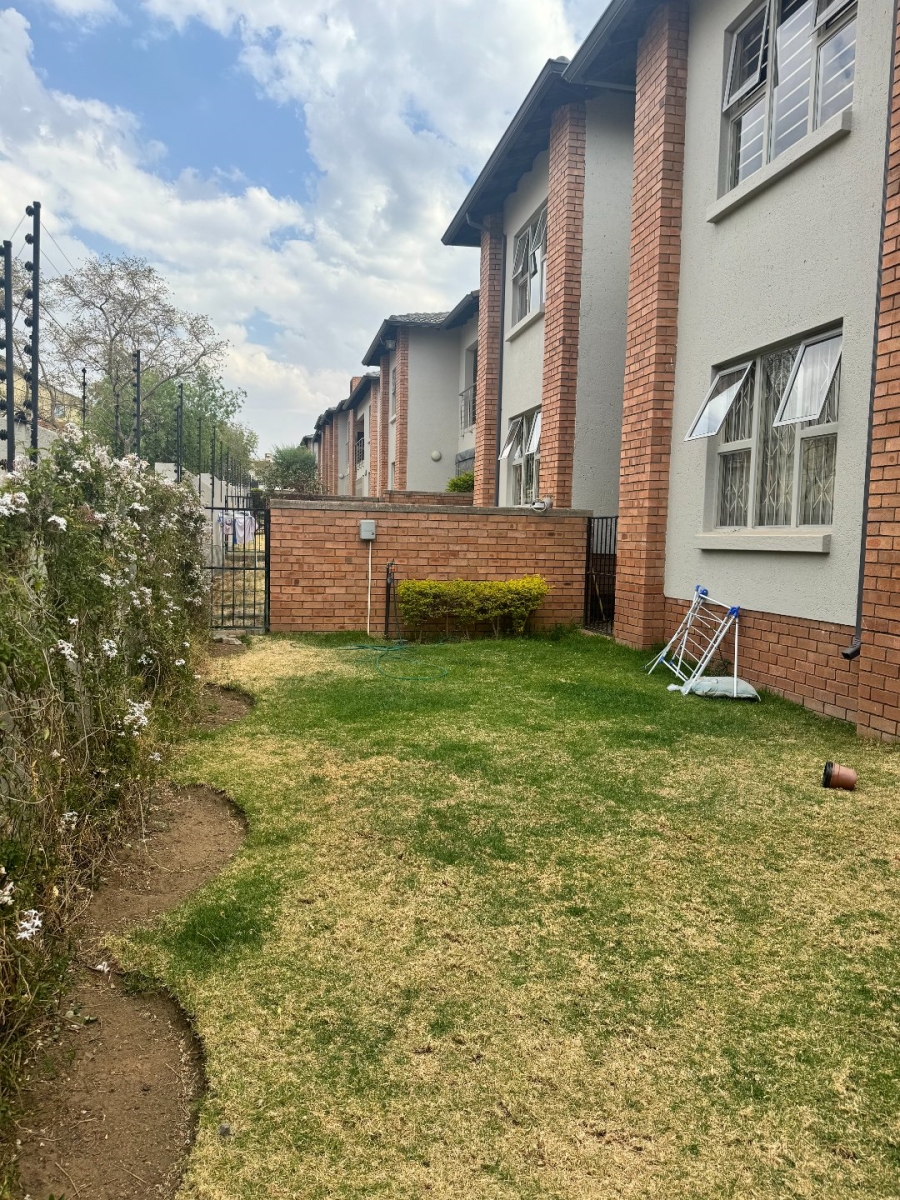 To Let 3 Bedroom Property for Rent in Noordwyk Gauteng