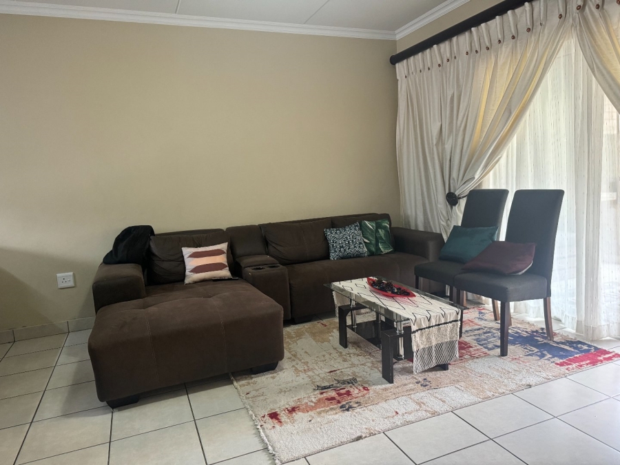 To Let 3 Bedroom Property for Rent in Noordwyk Gauteng