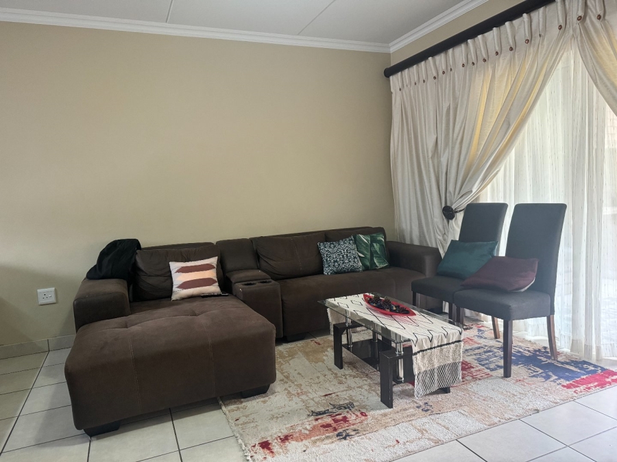 To Let 3 Bedroom Property for Rent in Noordwyk Gauteng