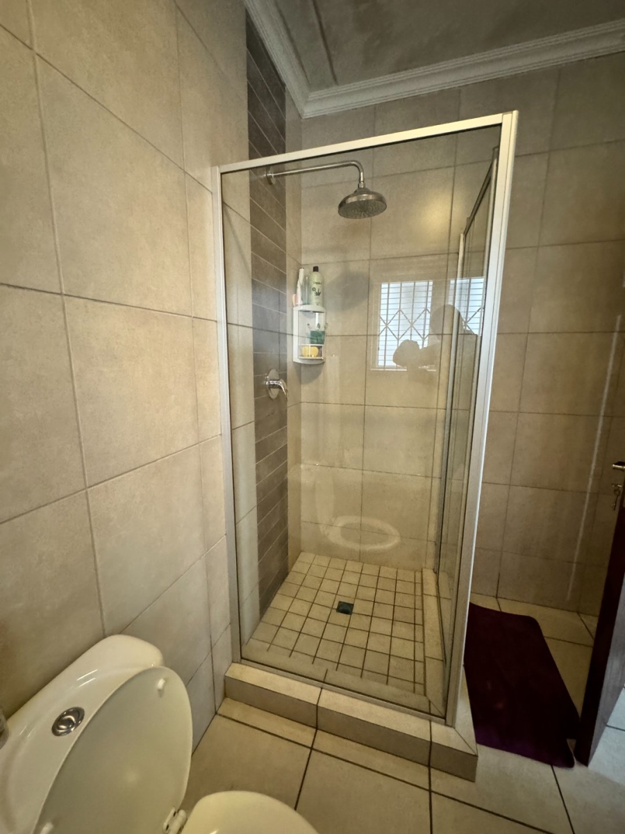 To Let 3 Bedroom Property for Rent in Noordwyk Gauteng