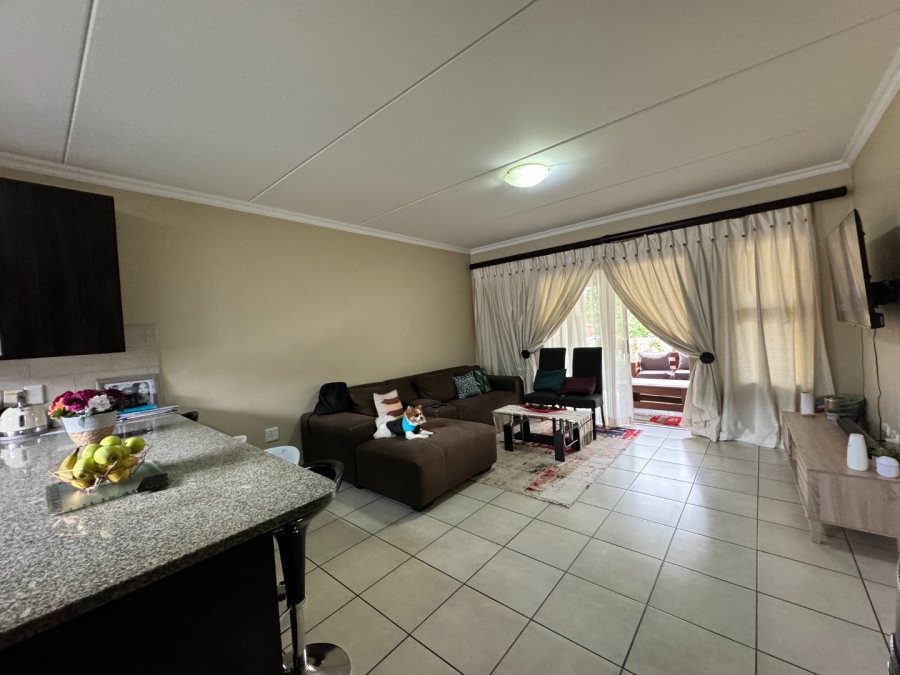 To Let 3 Bedroom Property for Rent in Noordwyk Gauteng