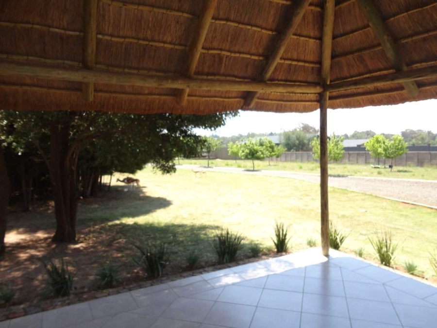 To Let 2 Bedroom Property for Rent in Jatniel Gauteng