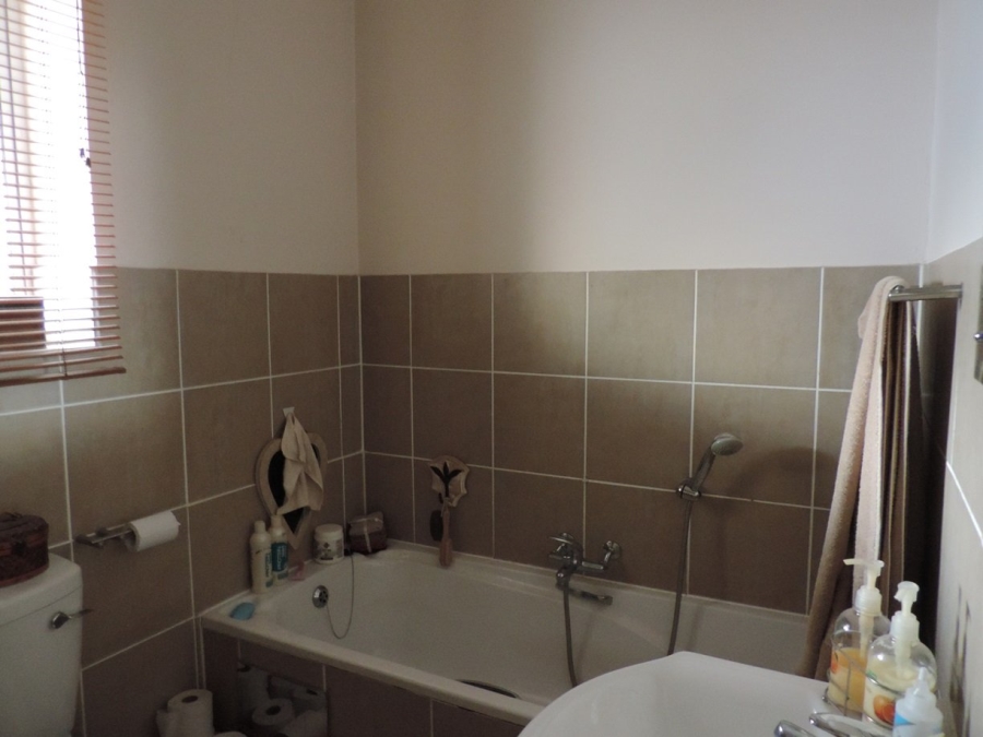 1 Bedroom Property for Sale in Riverspray Lifestyle Estate Gauteng