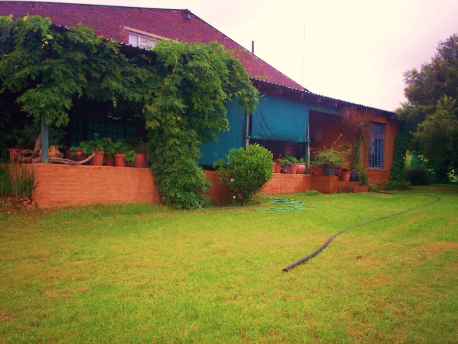  Bedroom Property for Sale in Rietfontein Gauteng