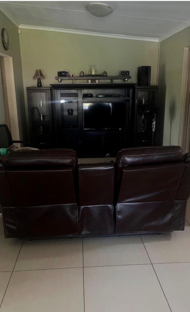 To Let 3 Bedroom Property for Rent in Marister Gauteng