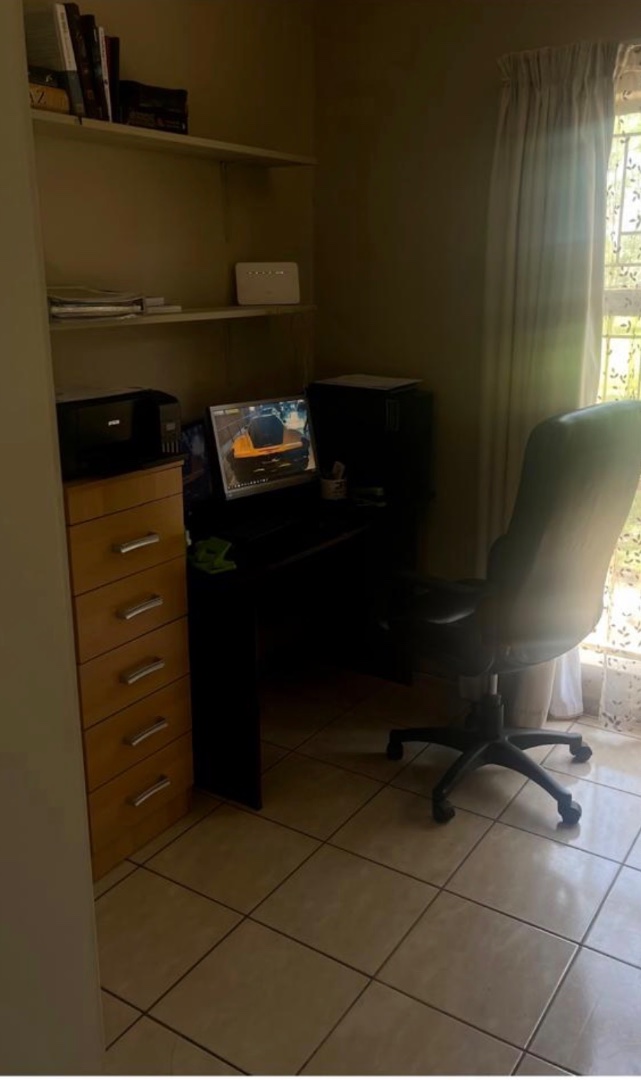 To Let 3 Bedroom Property for Rent in Marister Gauteng