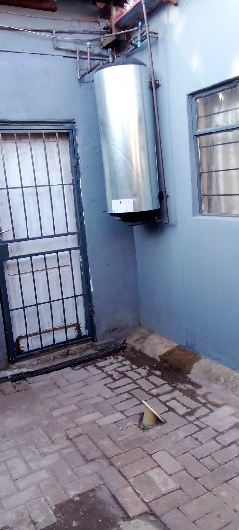 19 Bedroom Property for Sale in Brixton Gauteng