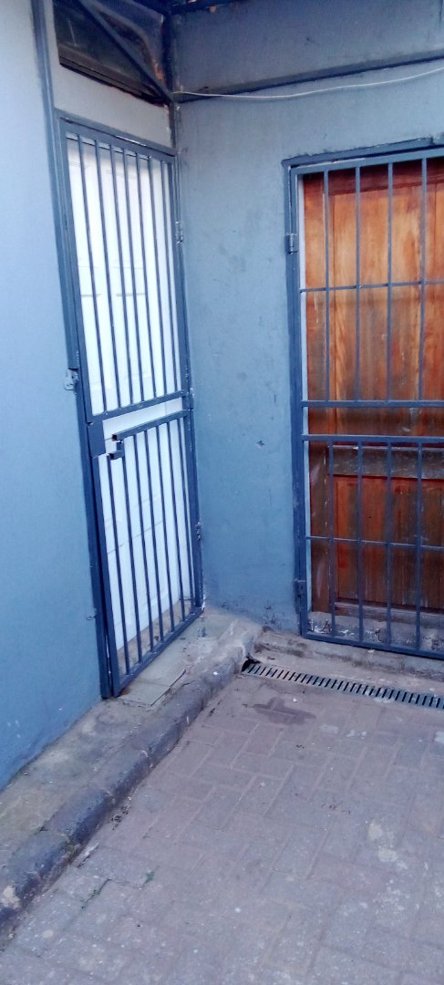 19 Bedroom Property for Sale in Brixton Gauteng