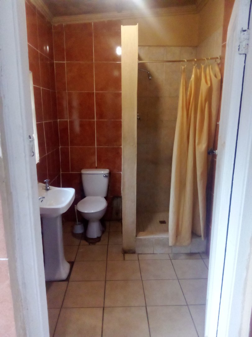 19 Bedroom Property for Sale in Brixton Gauteng