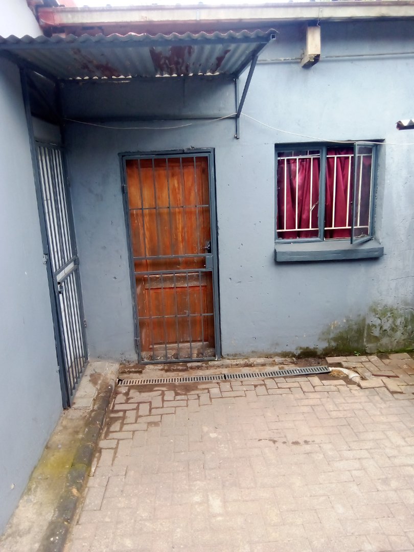 19 Bedroom Property for Sale in Brixton Gauteng
