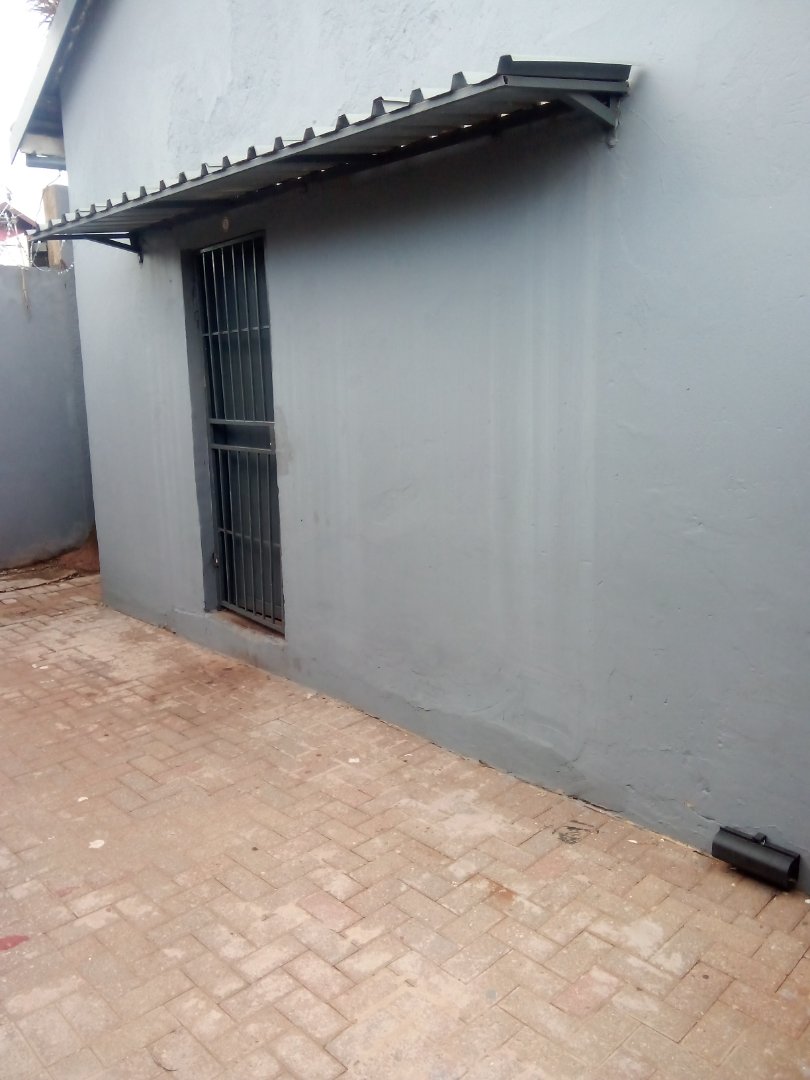 19 Bedroom Property for Sale in Brixton Gauteng