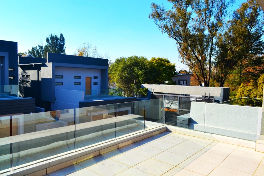 3 Bedroom Property for Sale in Bryanston East Gauteng