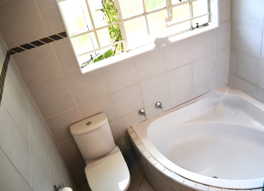 2 Bedroom Property for Sale in Bryanston East Gauteng