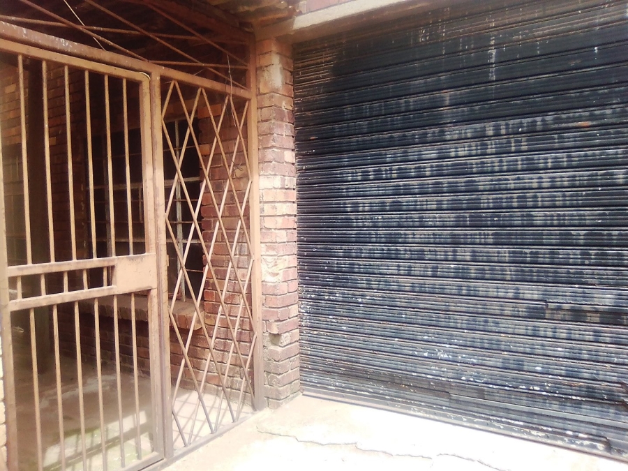 To Let Commercial Property for Rent in Mqantsa Gauteng