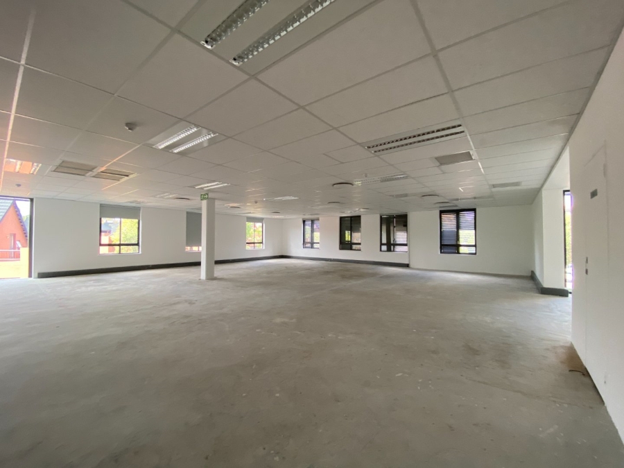 To Let Commercial Property for Rent in Magaliessig Gauteng
