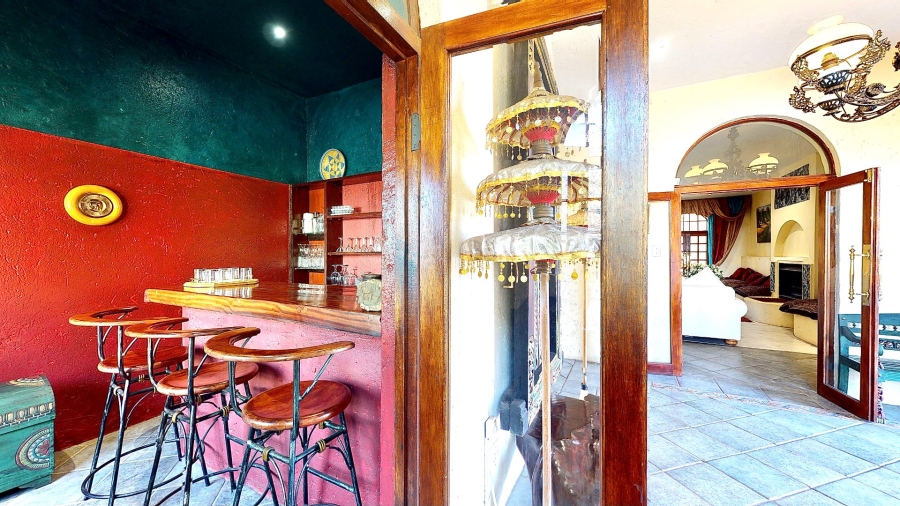 1 Bedroom Property for Sale in Bryanston Gauteng