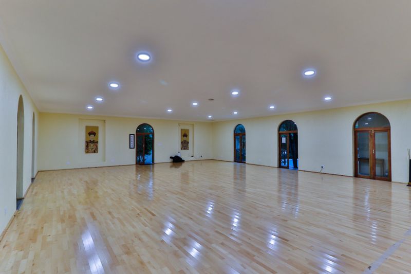 1 Bedroom Property for Sale in Bryanston Gauteng