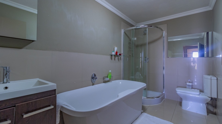 2 Bedroom Property for Sale in Solheim Gauteng