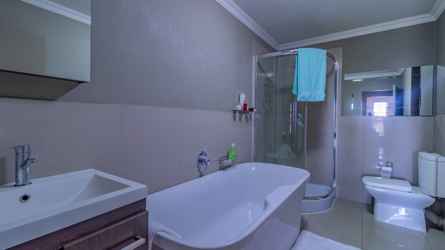 2 Bedroom Property for Sale in Solheim Gauteng