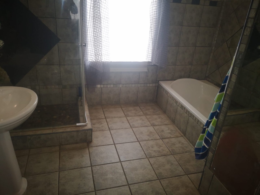 3 Bedroom Property for Sale in Primrose Gauteng