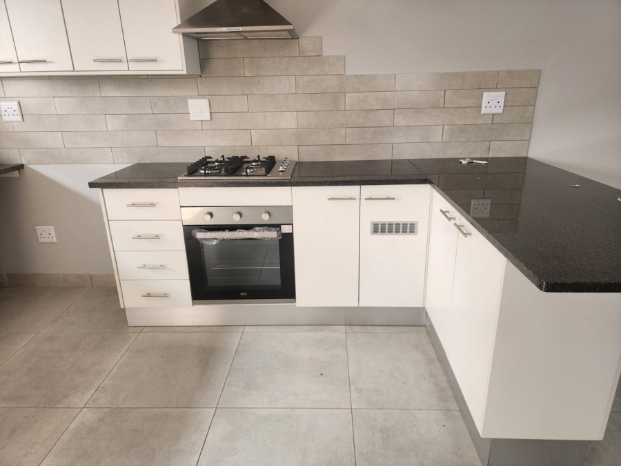 To Let 2 Bedroom Property for Rent in Witfield Gauteng