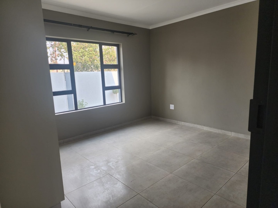 To Let 2 Bedroom Property for Rent in Witfield Gauteng
