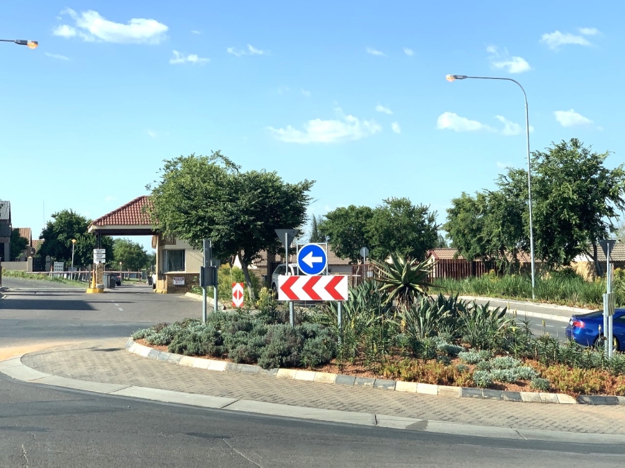 3 Bedroom Property for Sale in Thatchfield Glen Gauteng