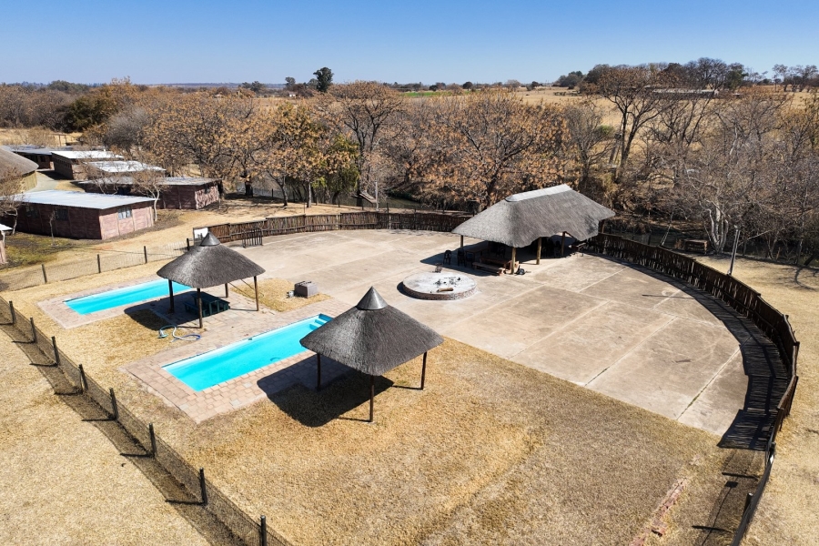 Commercial Property for Sale in Grootvaly AH Gauteng
