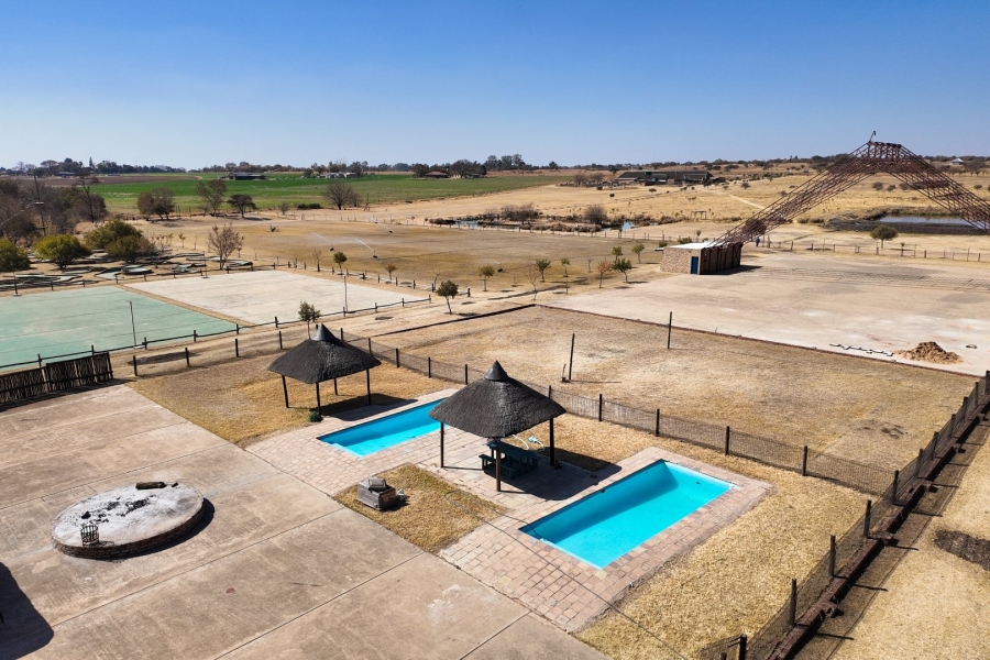 Commercial Property for Sale in Grootvaly AH Gauteng