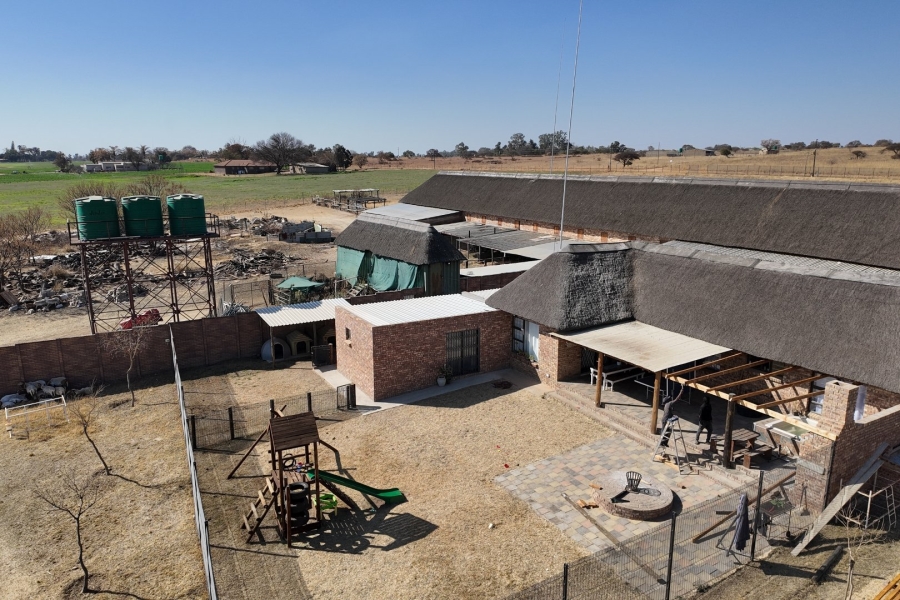 Commercial Property for Sale in Grootvaly AH Gauteng