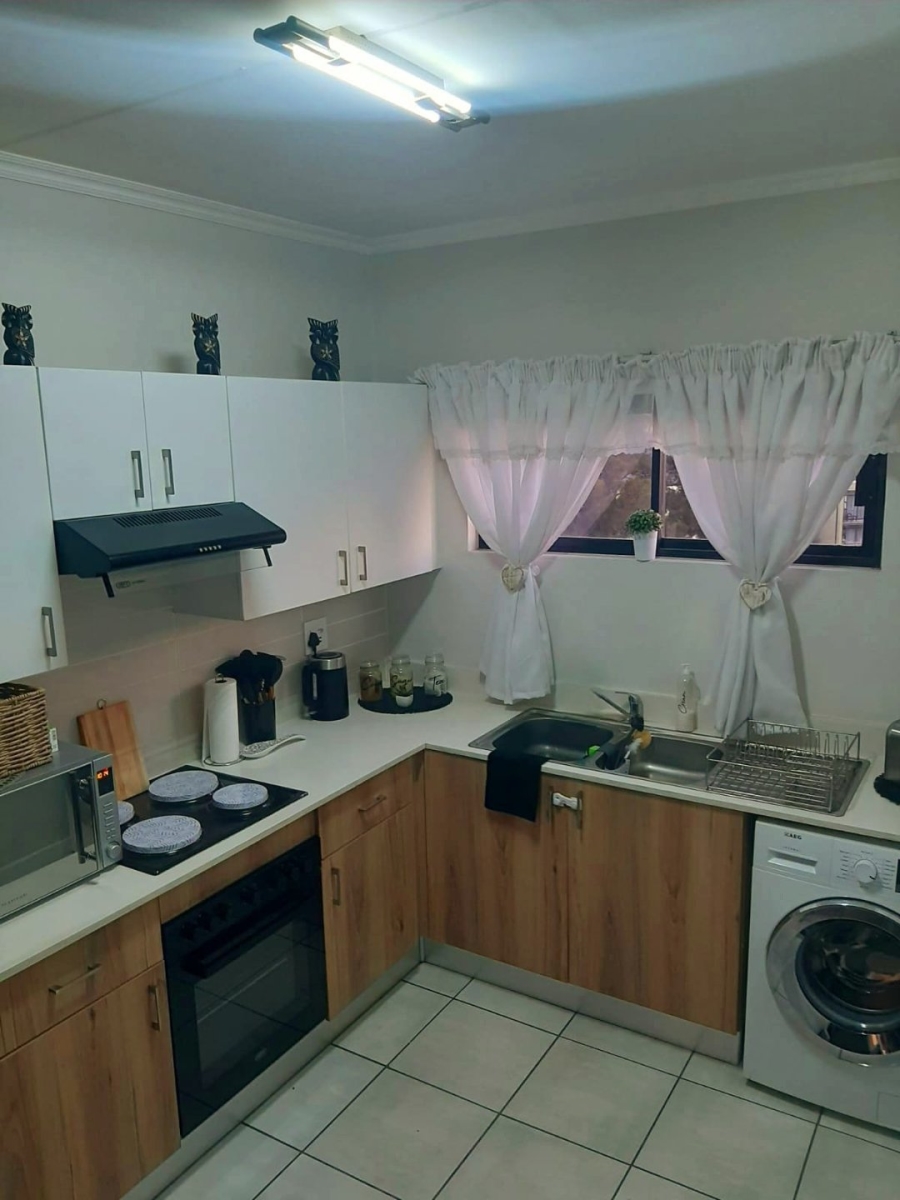To Let 2 Bedroom Property for Rent in Witfield Gauteng