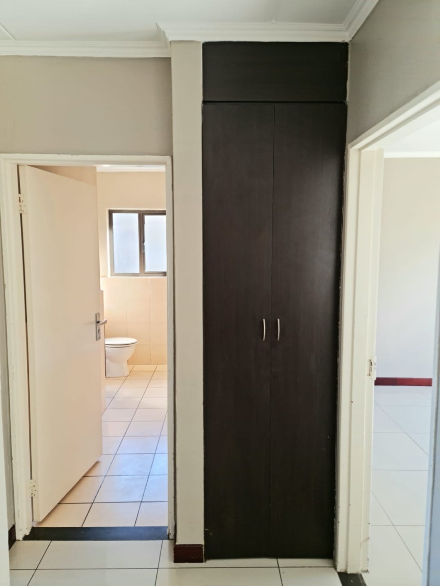 2 Bedroom Property for Sale in Carlswald Gauteng