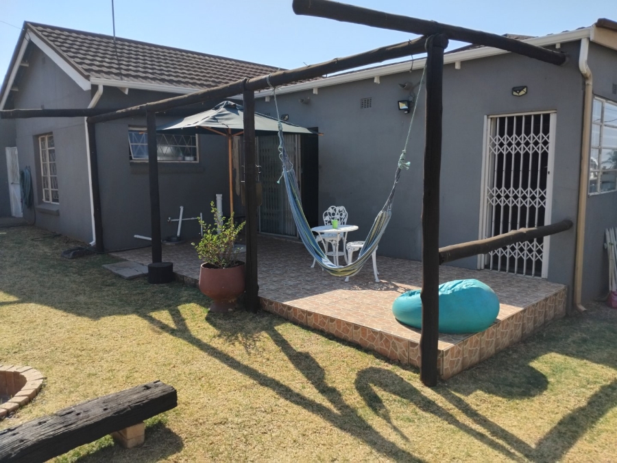 3 Bedroom Property for Sale in Gerdview Gauteng