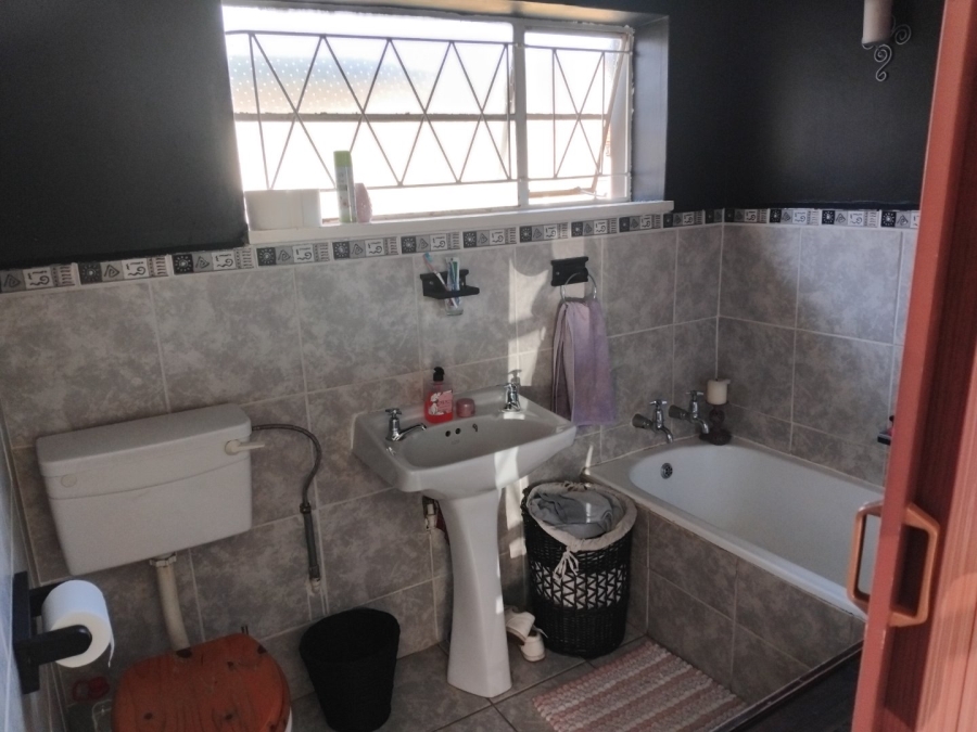 3 Bedroom Property for Sale in Gerdview Gauteng
