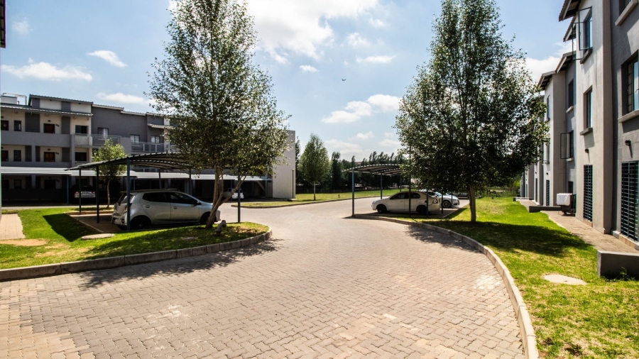 To Let  Bedroom Property for Rent in Noordwyk Gauteng