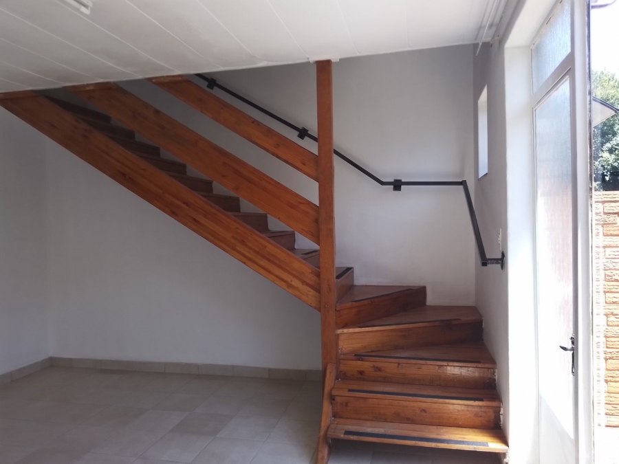 To Let 2 Bedroom Property for Rent in Pretoria North Gauteng