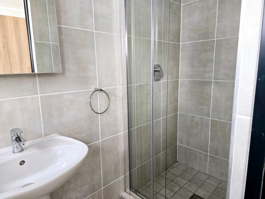 To Let 1 Bedroom Property for Rent in Witfield Gauteng