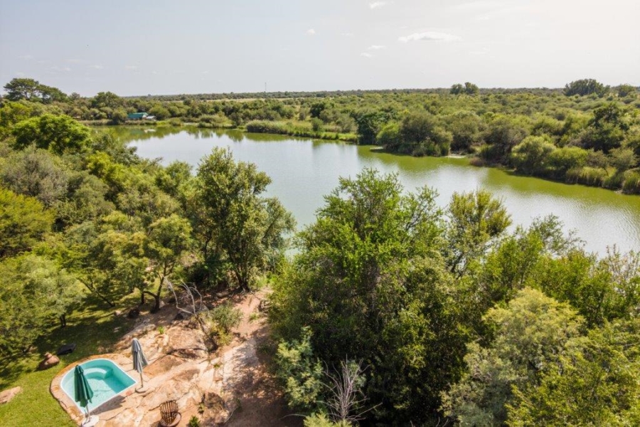 Commercial Property for Sale in Dinokeng Game Reserve Gauteng