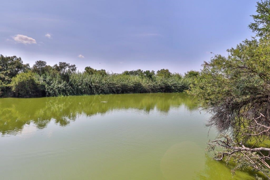 Commercial Property for Sale in Dinokeng Game Reserve Gauteng