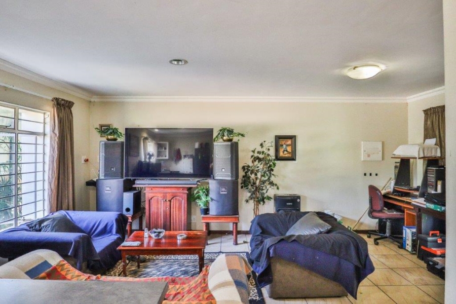 Commercial Property for Sale in Dinokeng Game Reserve Gauteng