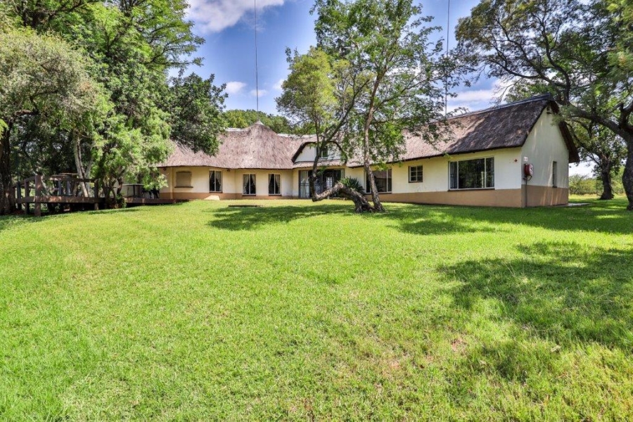 Commercial Property for Sale in Dinokeng Game Reserve Gauteng