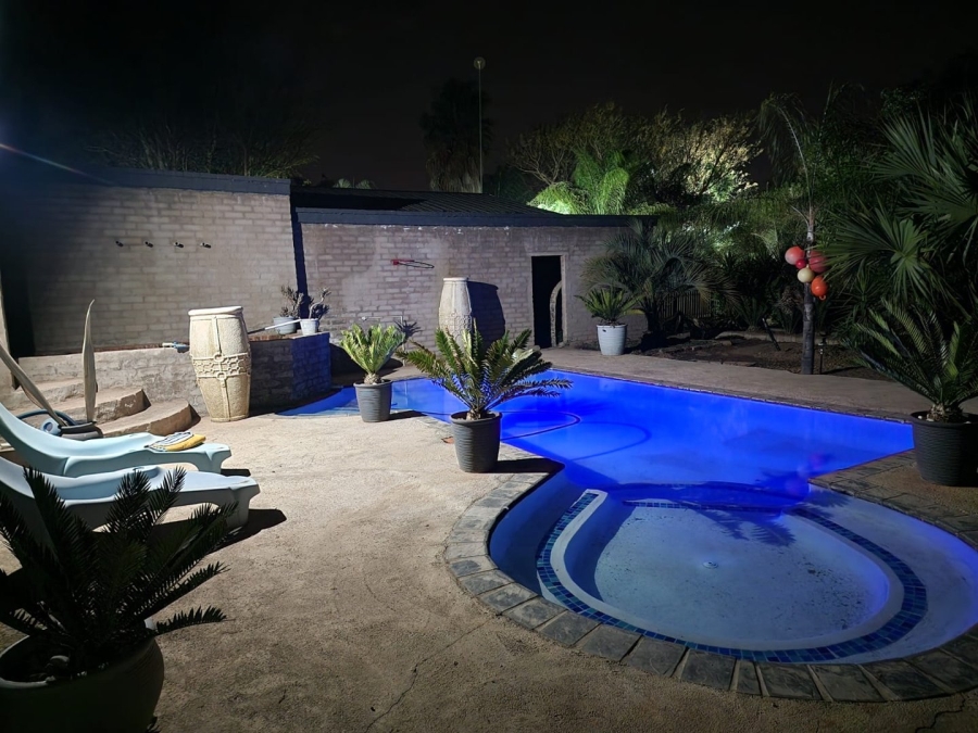 Commercial Property for Sale in Grootvaly AH Gauteng