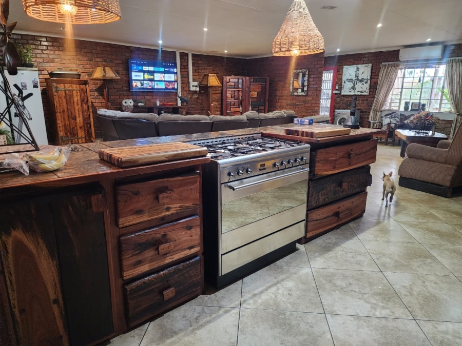 Commercial Property for Sale in Grootvaly AH Gauteng